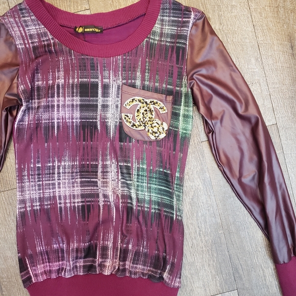 Tops - Picture 5 of 5